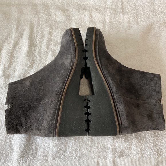 New in Box gentle souls Kenneth Cole Mona Bootie Charcoal Size 9.5 - Picture 6 of 8